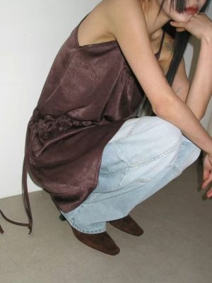 腰間斜縮口短洋