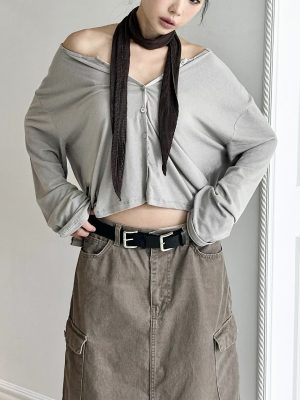 Ｖ領斜釦薄長袖上衣